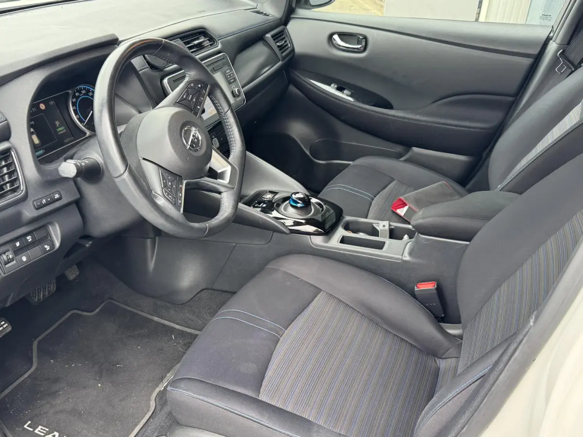 ACENTA 40 kWh I AUTOMAAT I APPLE CARPLAY I P-CAMERA I CLIMATE CONTROL I ADAPTIVE CRUISE CONTROL