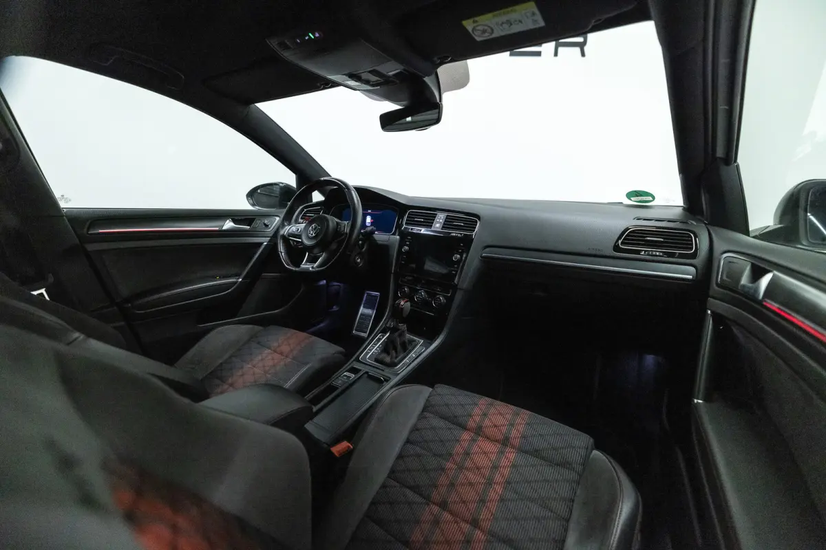 2.0 TSI GTI TCR