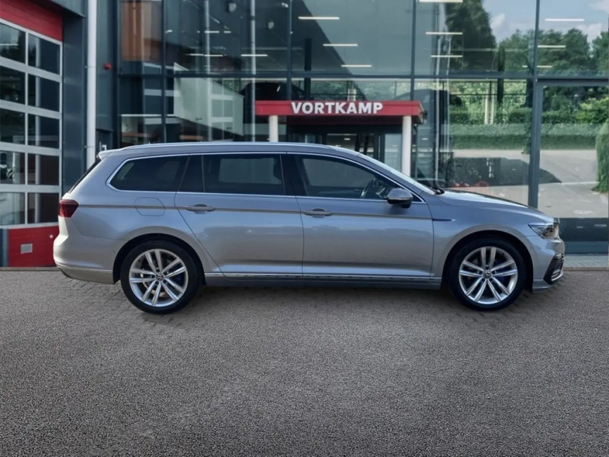 1.4 TSI GTE TREKHAAK/CAMERA/HALF-LEDERELEK-KLEP/ACC/STOELVERW/CARPLAY