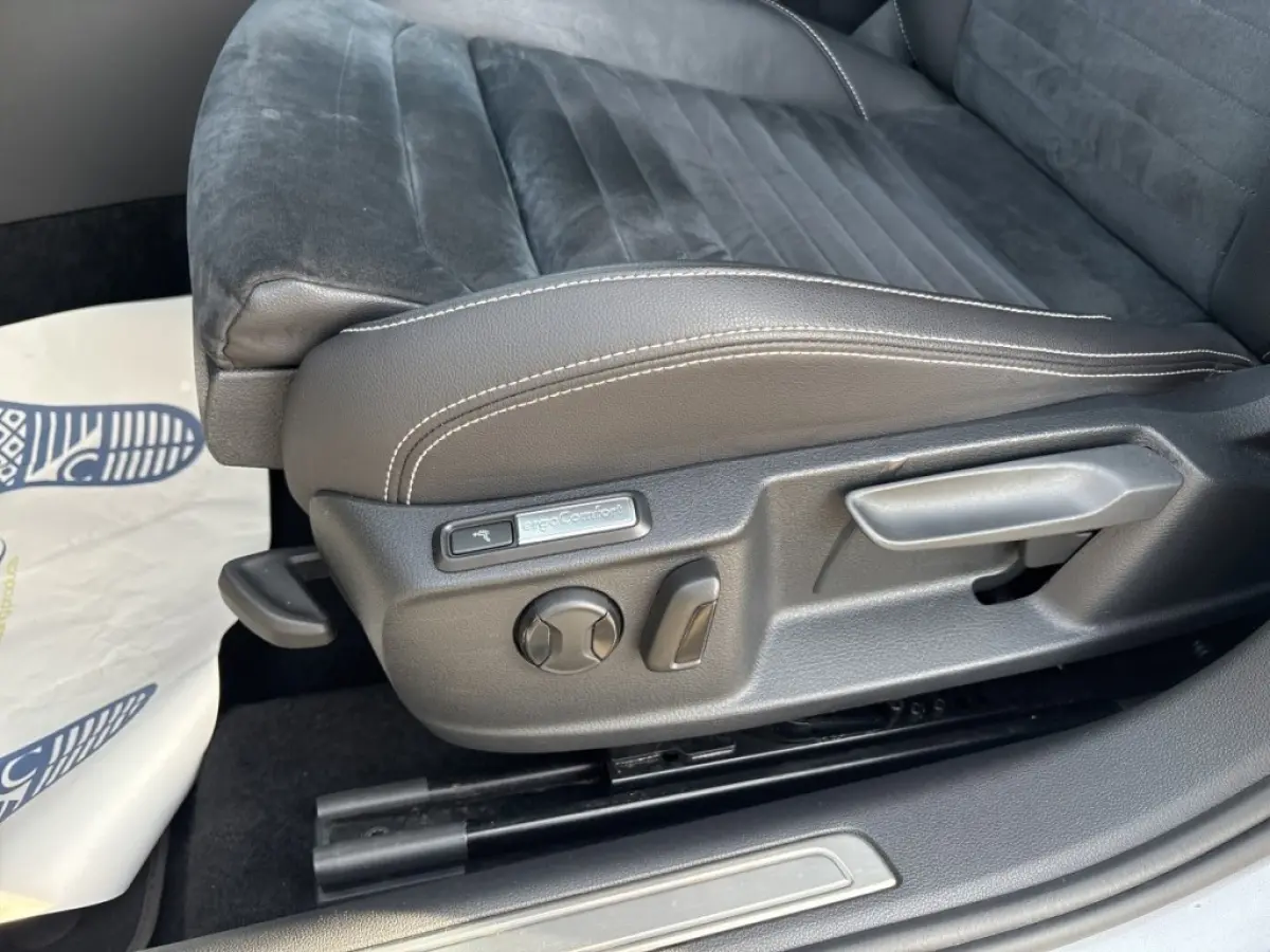 1.4 TSI GTE TREKHAAK/CAMERA/HALF-LEDERELEK-KLEP/ACC/STOELVERW/CARPLAY