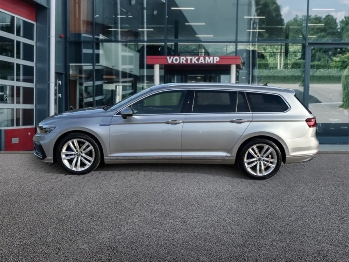 1.4 TSI GTE TREKHAAK/CAMERA/HALF-LEDERELEK-KLEP/ACC/STOELVERW/CARPLAY