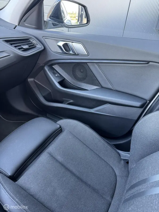 118i Sport High Executive