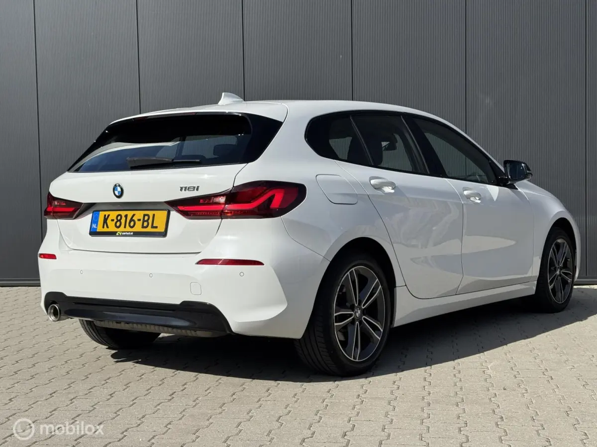 118i Sport High Executive