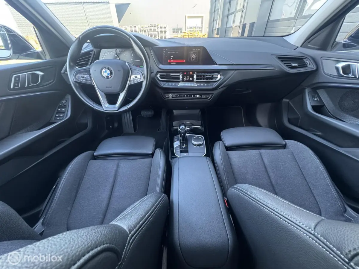 118i Sport High Executive