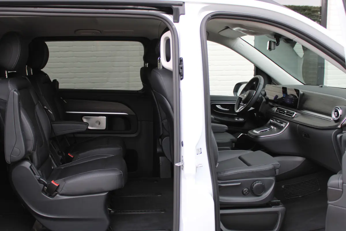300 L3 / XXL / Luchtvering / 7-Persoons / 2x Elec Schuifdeur / Burmester / 360 Camera / Vol Opties / NIEUWSTAAT