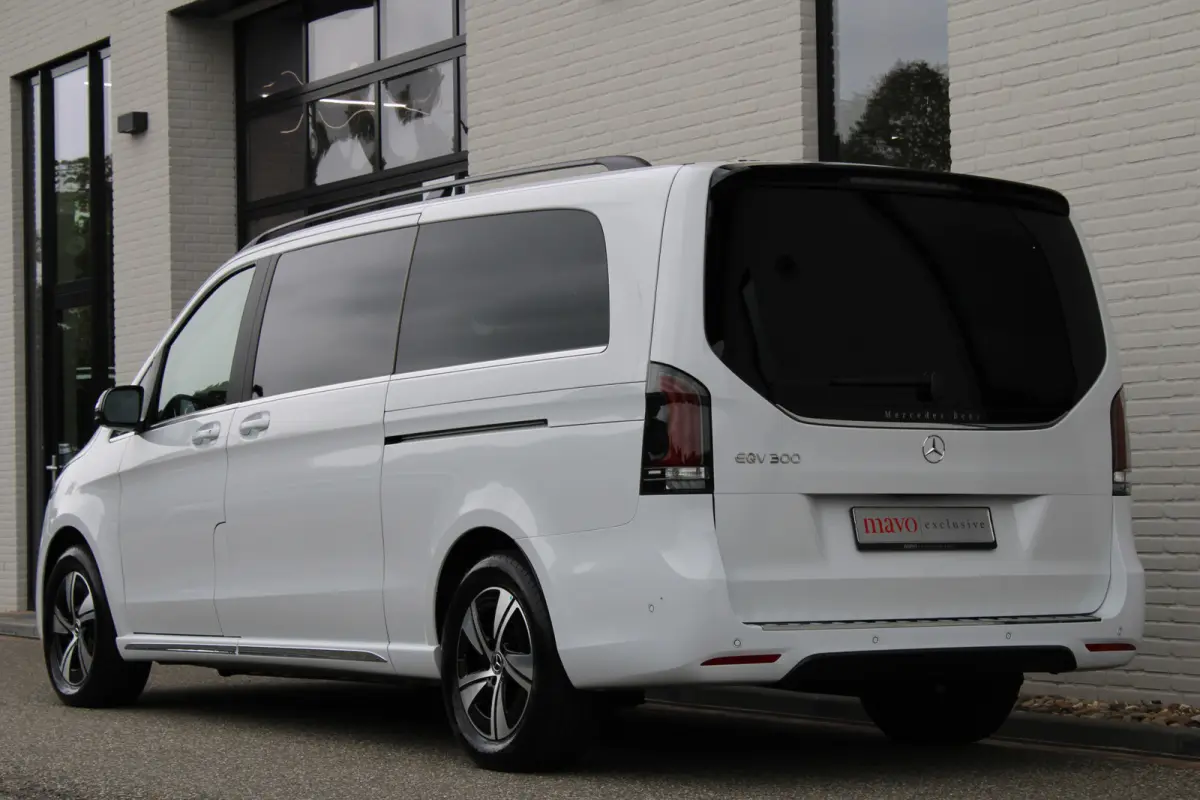 300 L3 / XXL / Luchtvering / 7-Persoons / 2x Elec Schuifdeur / Burmester / 360 Camera / Vol Opties / NIEUWSTAAT