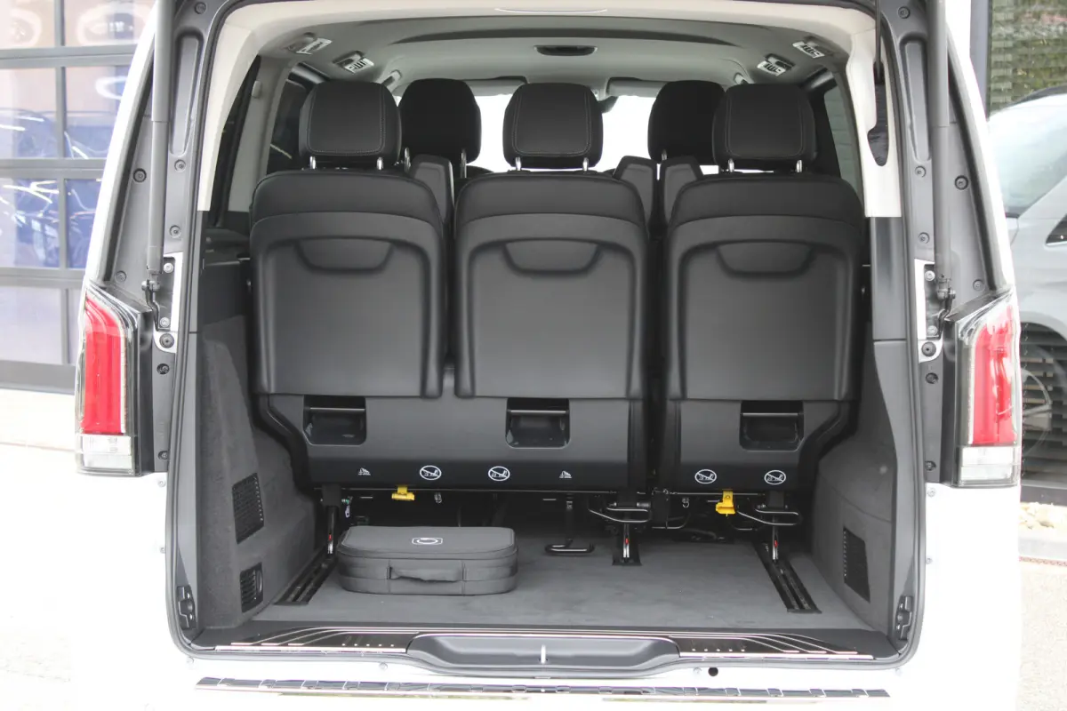 300 L3 / XXL / Luchtvering / 7-Persoons / 2x Elec Schuifdeur / Burmester / 360 Camera / Vol Opties / NIEUWSTAAT