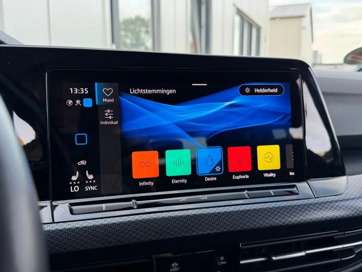 1.5 eTSI Style | Digital Cockpit | Full LED | IQ Drive | Sfeerverlichting | CarPlay | Climate | Adaptive Cruise | Navigatie | Stoelverwarming