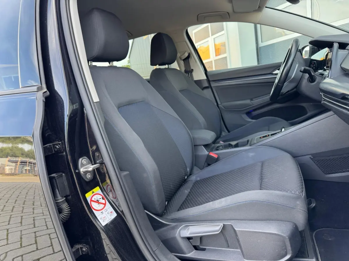 1.5 eTSI Style | Digital Cockpit | Full LED | IQ Drive | Sfeerverlichting | CarPlay | Climate | Adaptive Cruise | Navigatie | Stoelverwarming