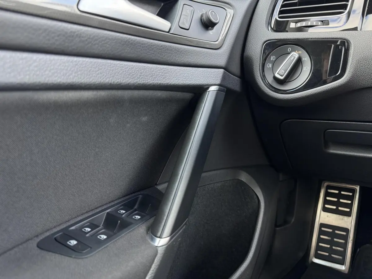 1.0 TSI Comfortline | LED | CarPlay | Adaptive Cruise | Navigatie | Climate | Stoelverwarming