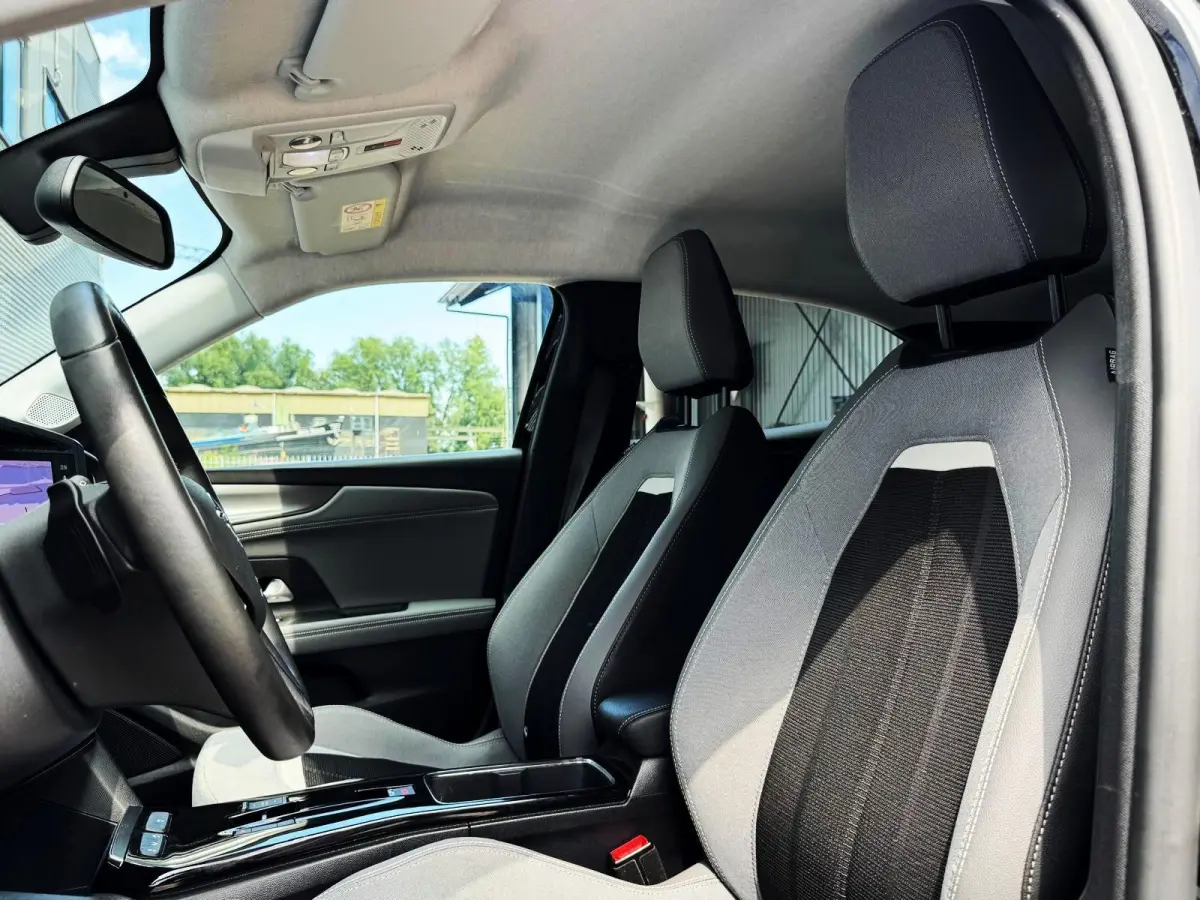 1.2 Turbo Elegance/Led/Aut/Carplay/Camera