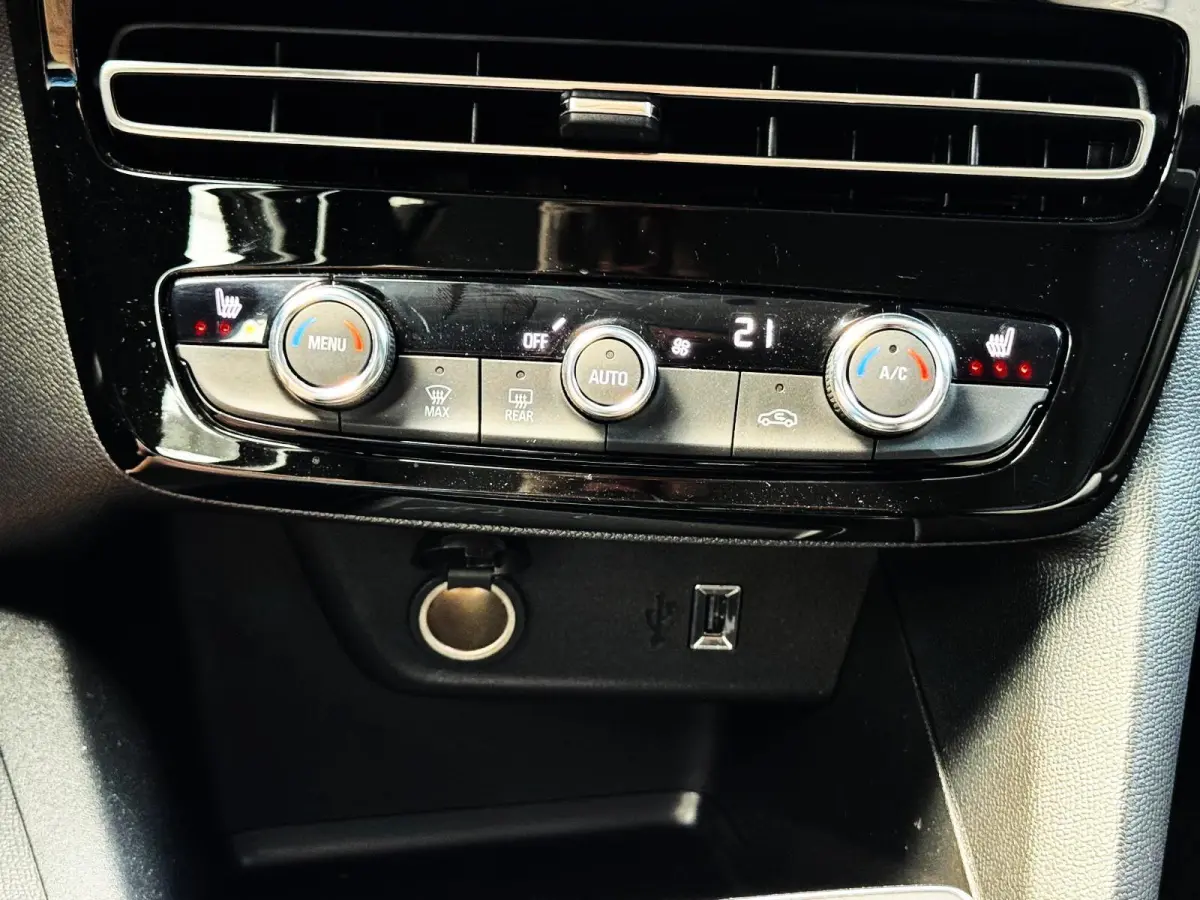 1.2 Turbo Elegance/Led/Aut/Carplay/Camera
