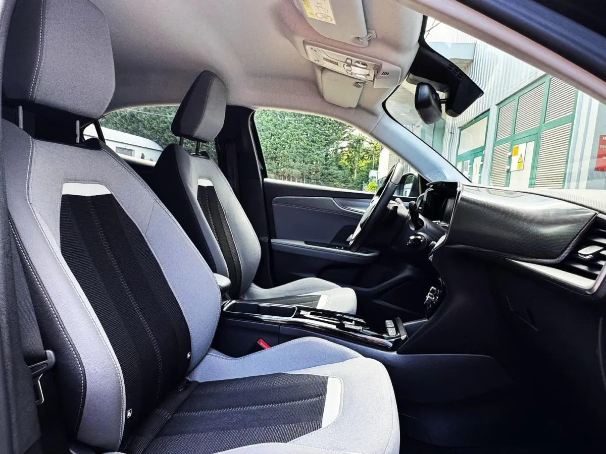 1.2 Turbo Elegance/Led/Aut/Carplay/Camera