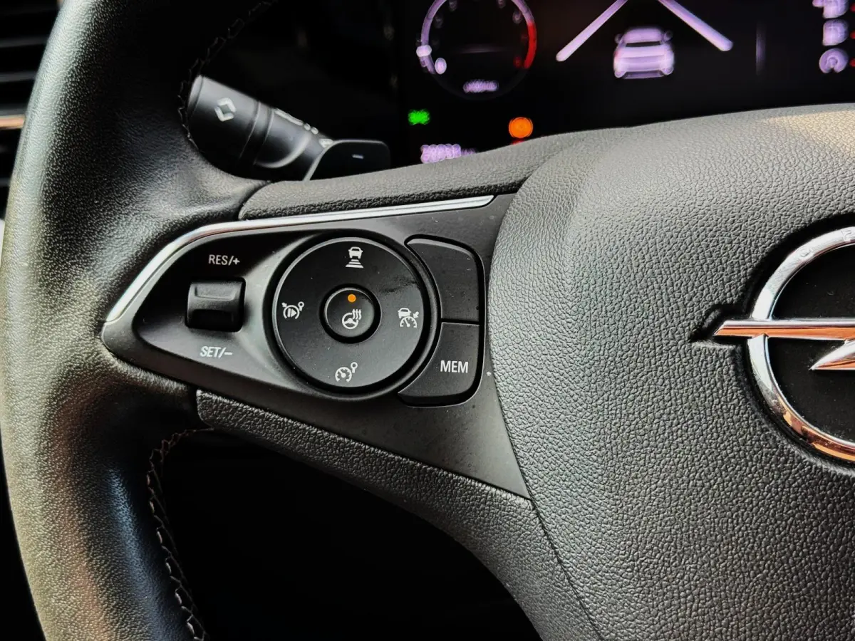 1.2 Turbo Elegance/Led/Aut/Carplay/Camera