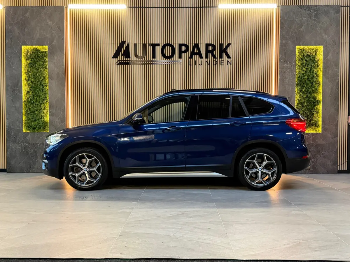 SDrive20i Centennial High Executive M-SPORT|PANO|HuD|MEMORY|KEYLESS|CAMERA|LED|LEDER|SFEERVERLICHTING|AUTOMAAT|NL AUTO|VOL!