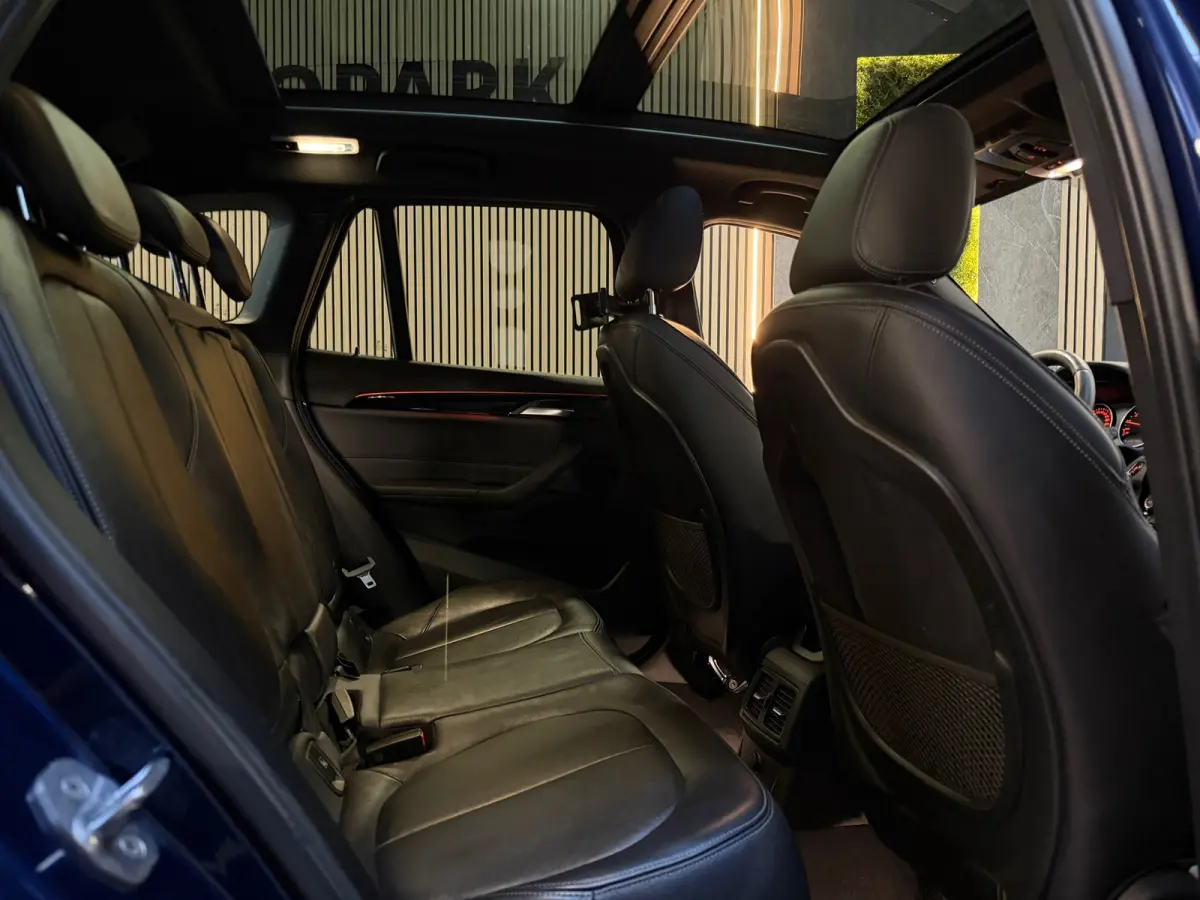 SDrive20i Centennial High Executive M-SPORT|PANO|HuD|MEMORY|KEYLESS|CAMERA|LED|LEDER|SFEERVERLICHTING|AUTOMAAT|NL AUTO|VOL!