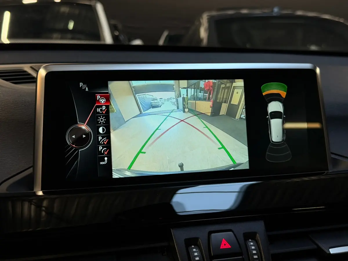 SDrive20i Centennial High Executive M-SPORT|PANO|HuD|MEMORY|KEYLESS|CAMERA|LED|LEDER|SFEERVERLICHTING|AUTOMAAT|NL AUTO|VOL!