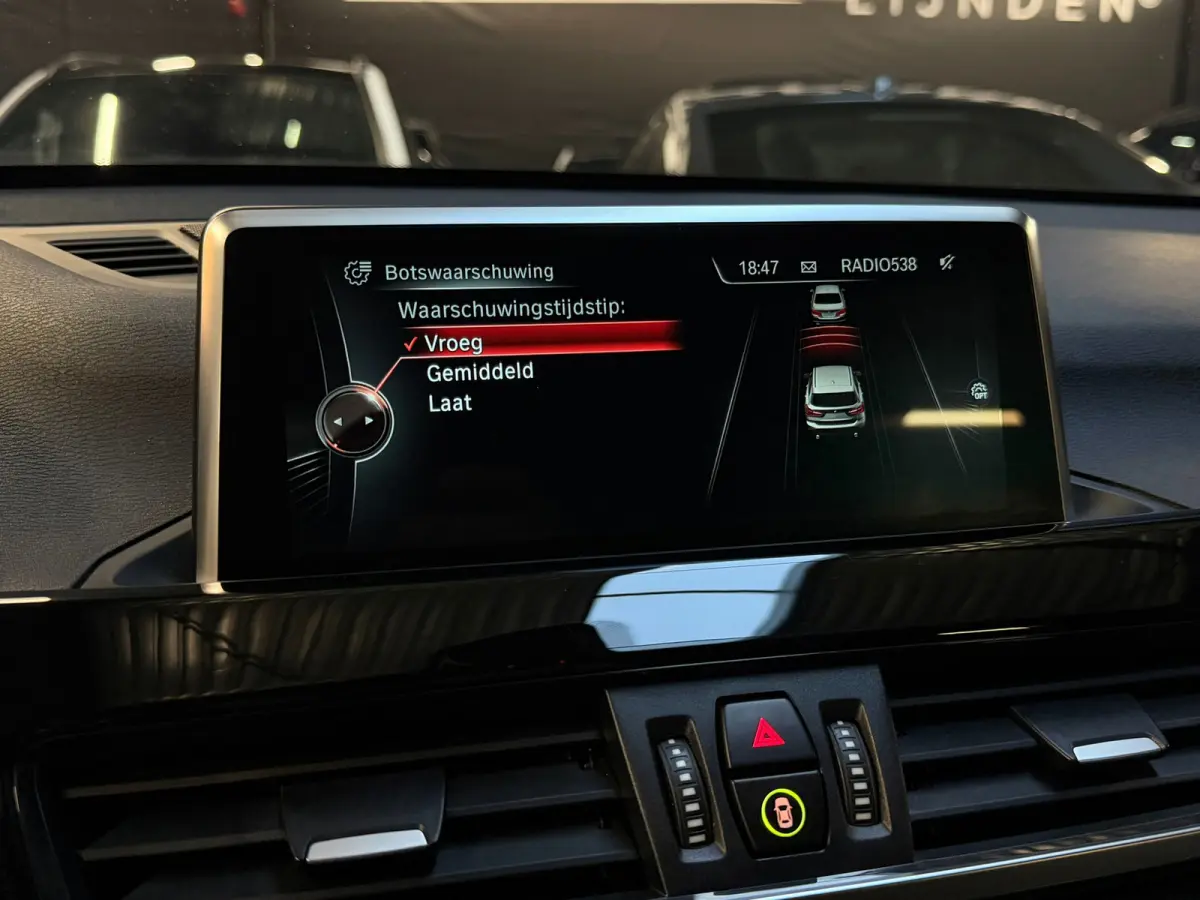 SDrive20i Centennial High Executive M-SPORT|PANO|HuD|MEMORY|KEYLESS|CAMERA|LED|LEDER|SFEERVERLICHTING|AUTOMAAT|NL AUTO|VOL!