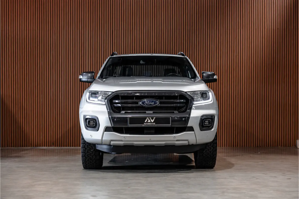 2.0 EcoBlue Wildtrak | 3500 KG | Bi-Xenon | Camera | Navigatie | Trekhaak | Cruise control | DAB | Stoelverwarming | Lederen bekleding | Orig. NL auto | Nieuwe APK