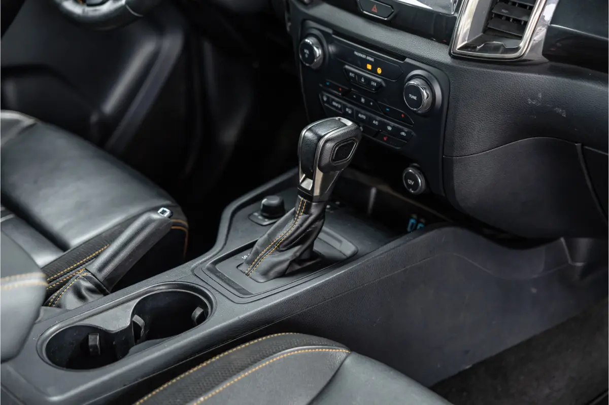 2.0 EcoBlue Wildtrak | 3500 KG | Bi-Xenon | Camera | Navigatie | Trekhaak | Cruise control | DAB | Stoelverwarming | Lederen bekleding | Orig. NL auto | Nieuwe APK