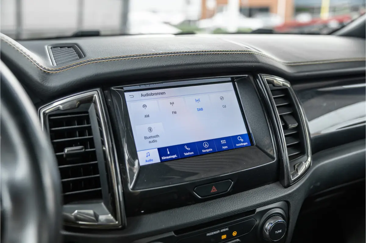 2.0 EcoBlue Wildtrak | 3500 KG | Bi-Xenon | Camera | Navigatie | Trekhaak | Cruise control | DAB | Stoelverwarming | Lederen bekleding | Orig. NL auto | Nieuwe APK