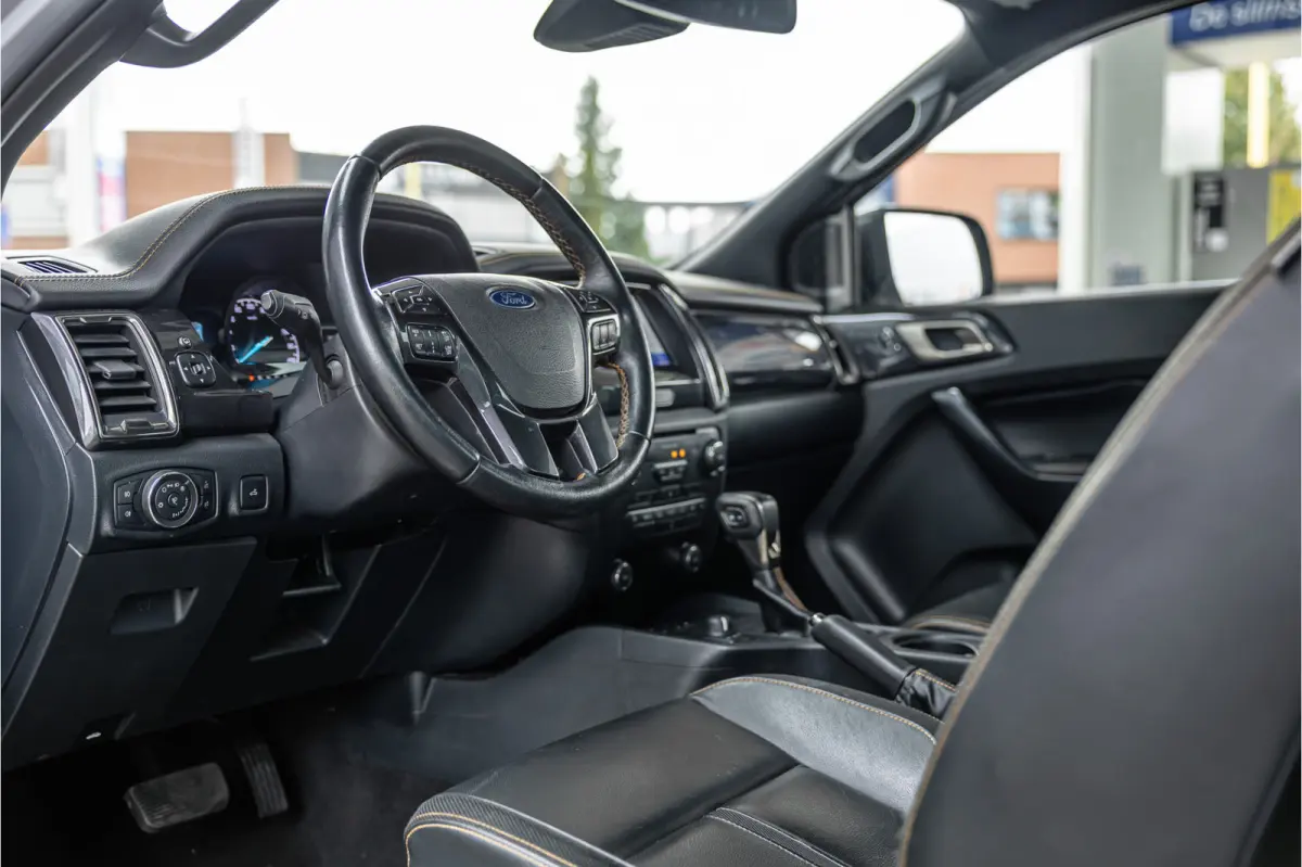 2.0 EcoBlue Wildtrak | 3500 KG | Bi-Xenon | Camera | Navigatie | Trekhaak | Cruise control | DAB | Stoelverwarming | Lederen bekleding | Orig. NL auto | Nieuwe APK