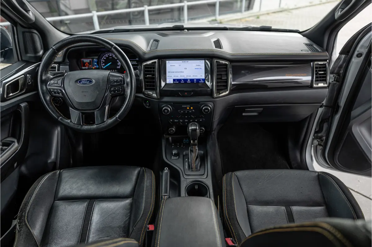 2.0 EcoBlue Wildtrak | 3500 KG | Bi-Xenon | Camera | Navigatie | Trekhaak | Cruise control | DAB | Stoelverwarming | Lederen bekleding | Orig. NL auto | Nieuwe APK