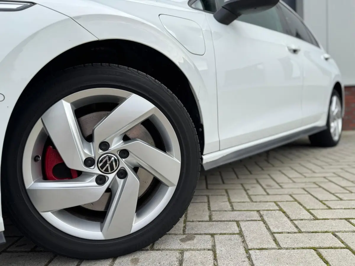 1.4 eHybrid GTE 245PK | Digital Cockpit | IQ Drive | Sportstoelen | LED | CarPlay | Adaptive Cruise | Navigatie | Climate