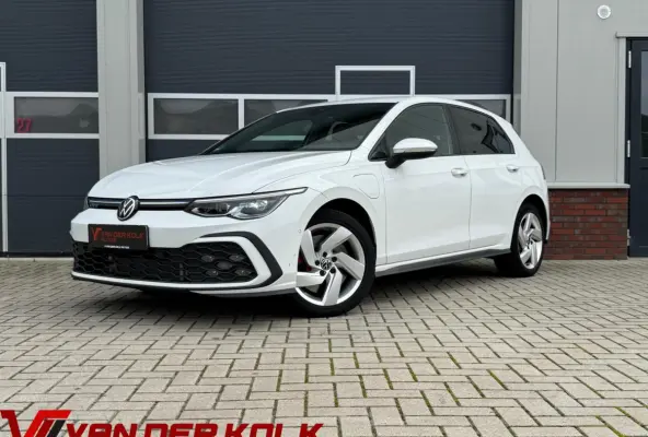 1.4 eHybrid GTE 245PK | Digital Cockpit | IQ Drive | Sportstoelen | LED | CarPlay | Adaptive Cruise | Navigatie | Climate