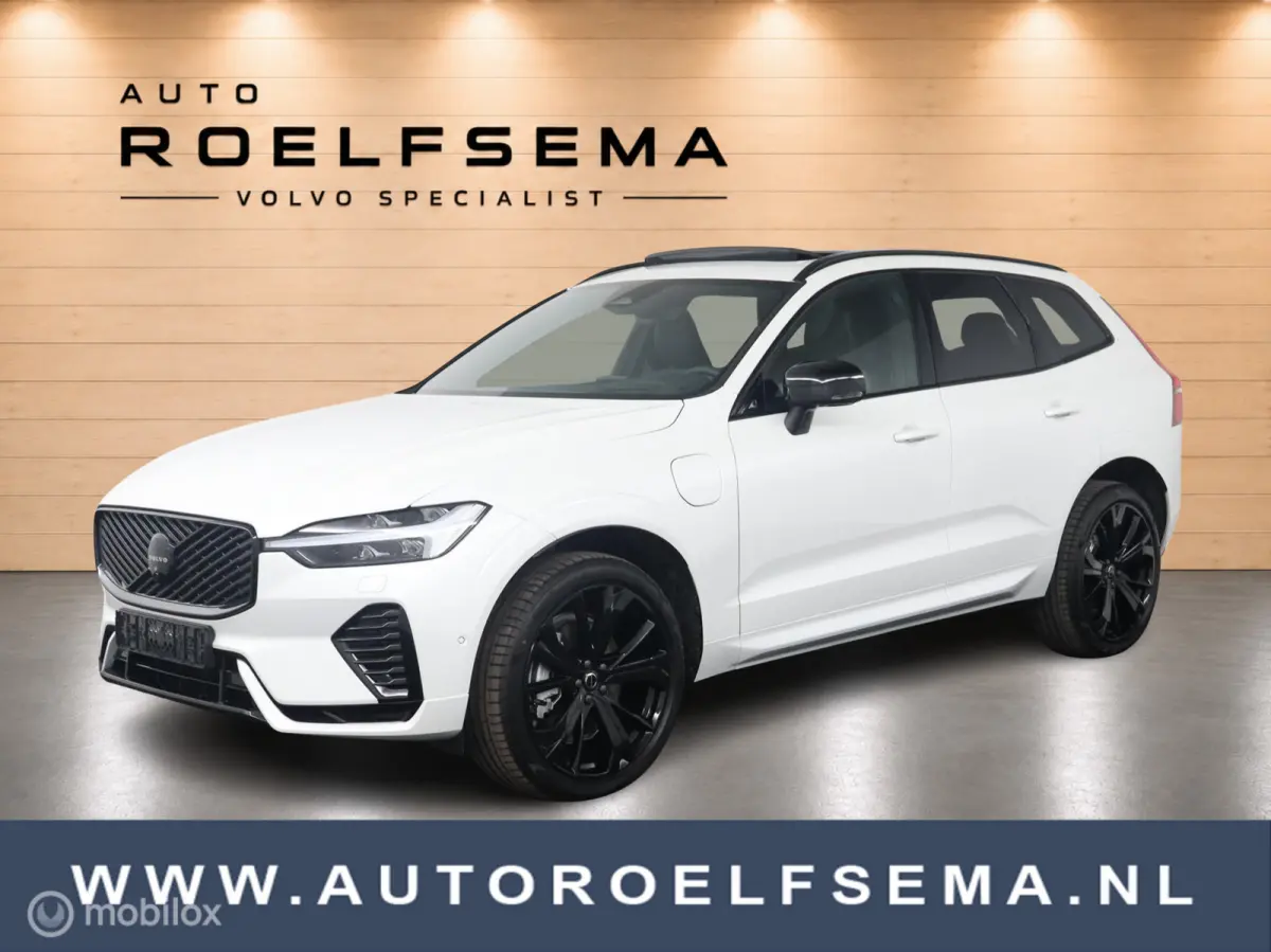 2.0 T6 Plug-in hybrid AWD Ultra Black Edition | Head Up | Panoramadak | 360 Camera | Harman Kardon | Adaptieve Cruise | BLISS