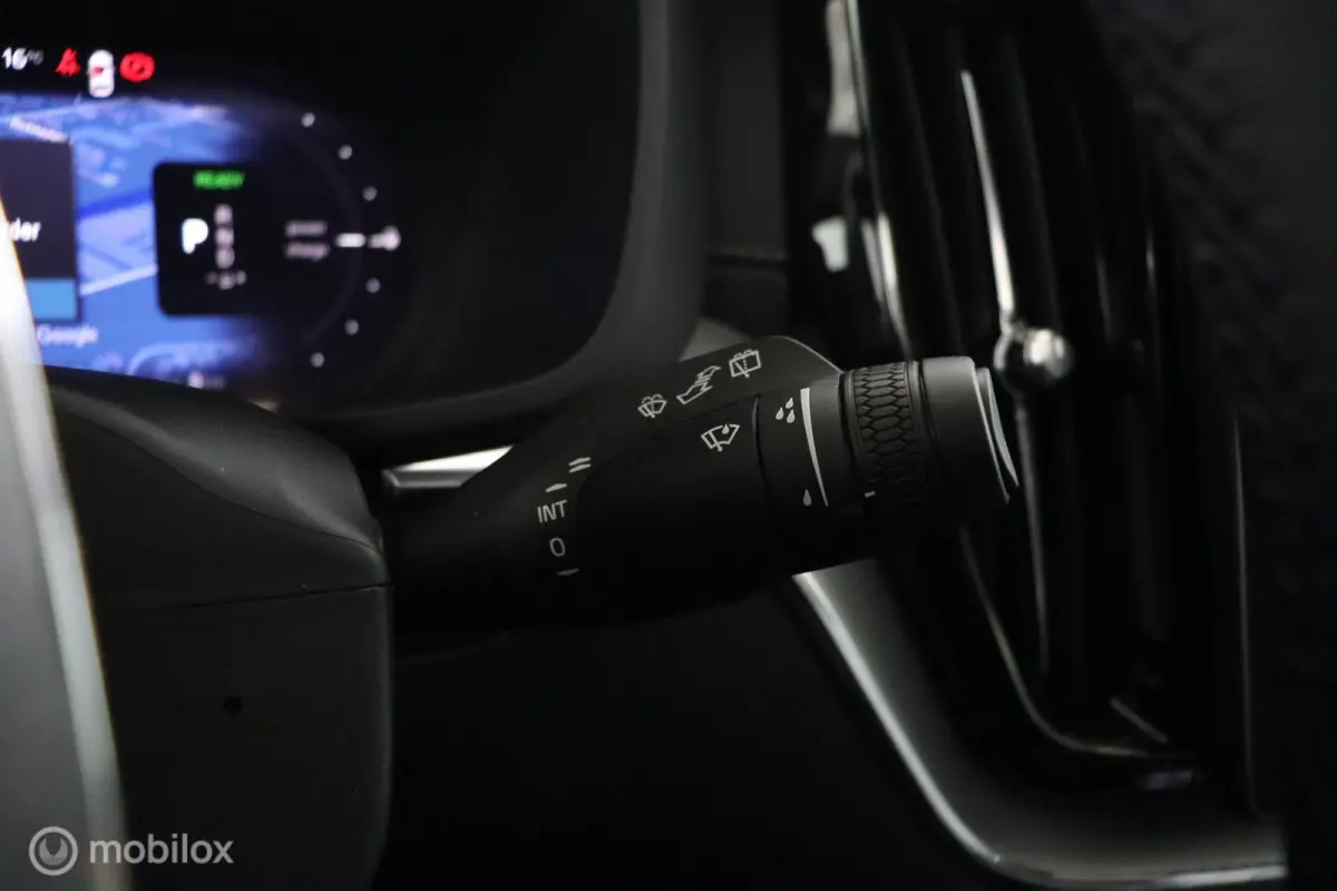 2.0 T6 Plug-in hybrid AWD Ultra Black Edition | Head Up | Panoramadak | 360 Camera | Harman Kardon | Adaptieve Cruise | BLISS