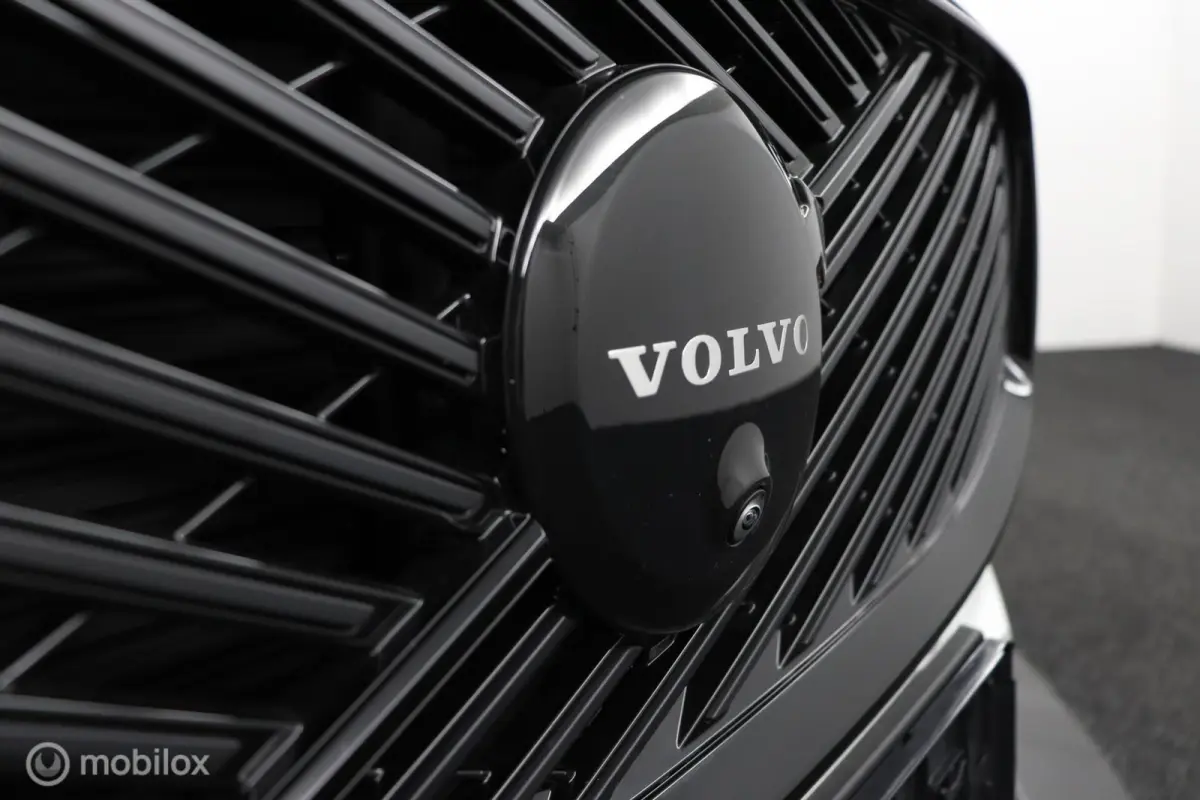 2.0 T6 Plug-in hybrid AWD Ultra Black Edition | Head Up | Panoramadak | 360 Camera | Harman Kardon | Adaptieve Cruise | BLISS