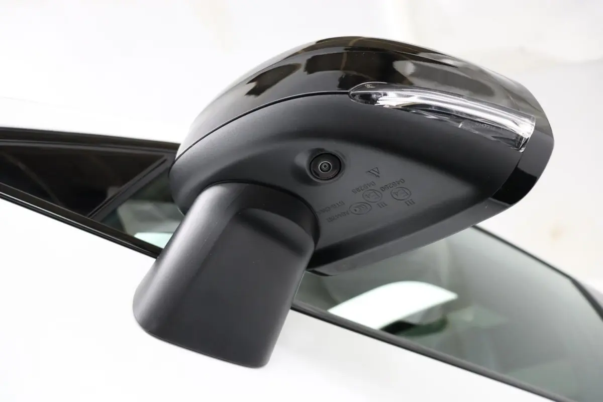 2.0 T6 Plug-in hybrid AWD Ultra Black Edition | Head Up | Panoramadak | 360 Camera | Harman Kardon | Adaptieve Cruise | BLISS