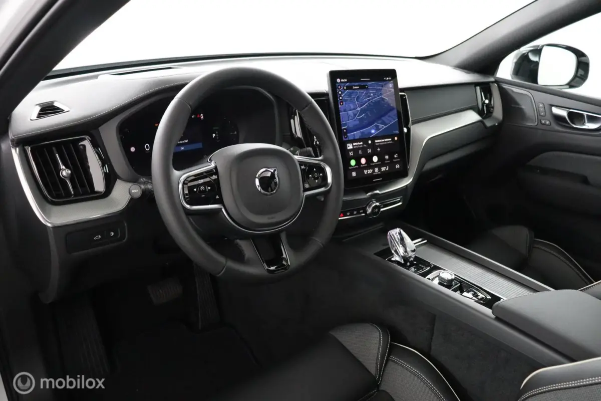 2.0 T6 Plug-in hybrid AWD Ultra Black Edition | Head Up | Panoramadak | 360 Camera | Harman Kardon | Adaptieve Cruise | BLISS