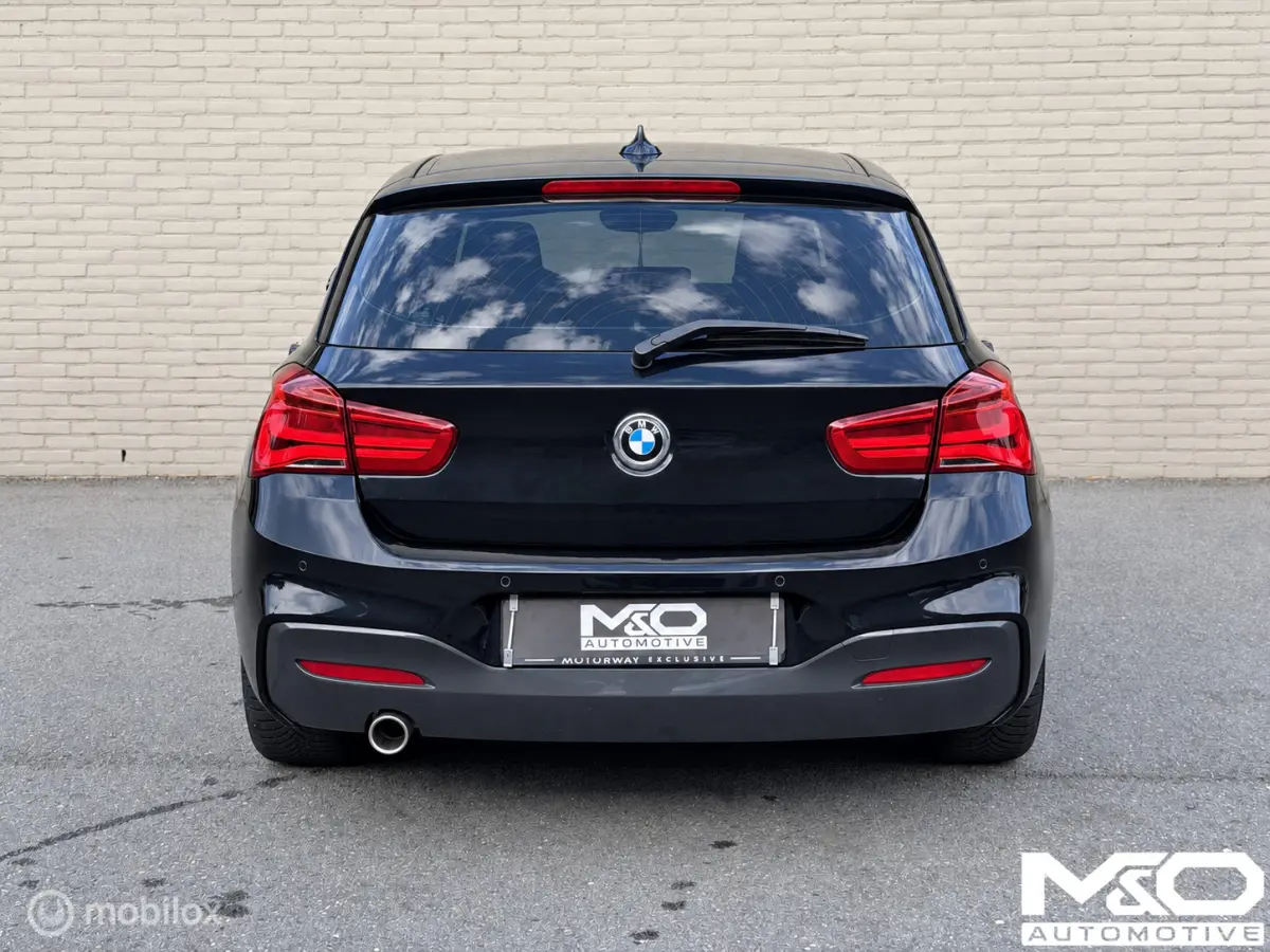 118i | High Executive | M Sport Shadow | STOELVW