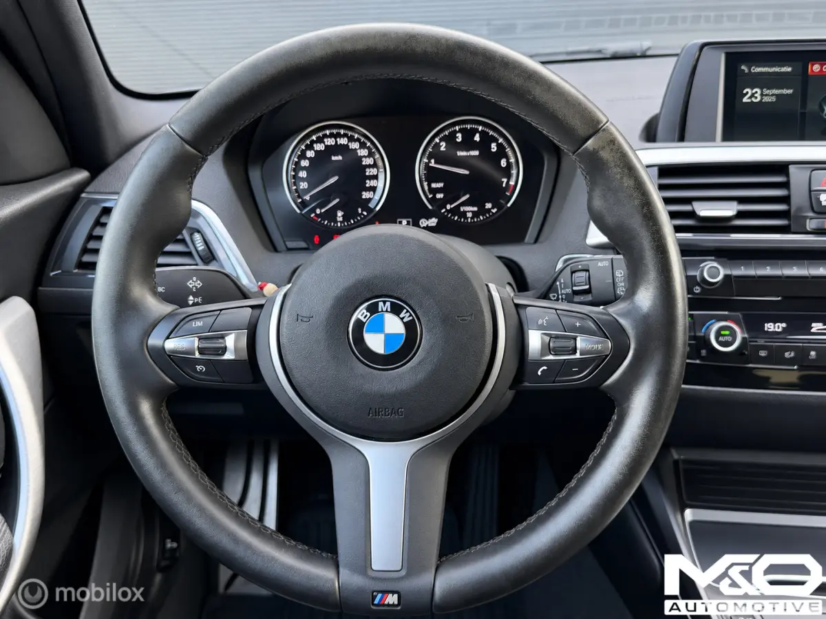 118i | High Executive | M Sport Shadow | STOELVW