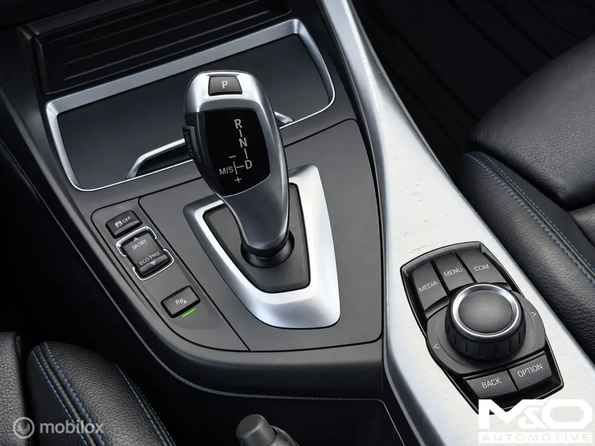118i | High Executive | M Sport Shadow | STOELVW