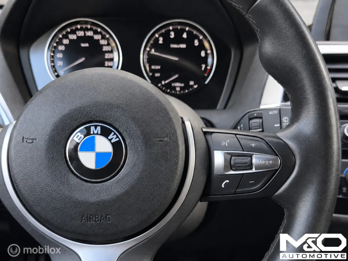 118i | High Executive | M Sport Shadow | STOELVW