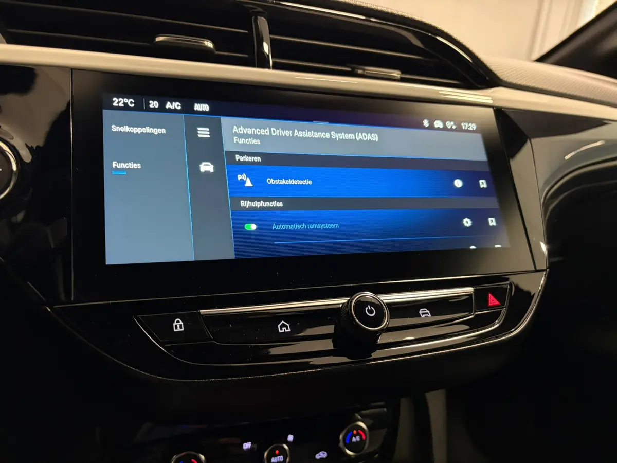 GS 1.2 Turbo Hybrid 145pk Automaat | Camera | Climate control | Dodehoeksensoren |
