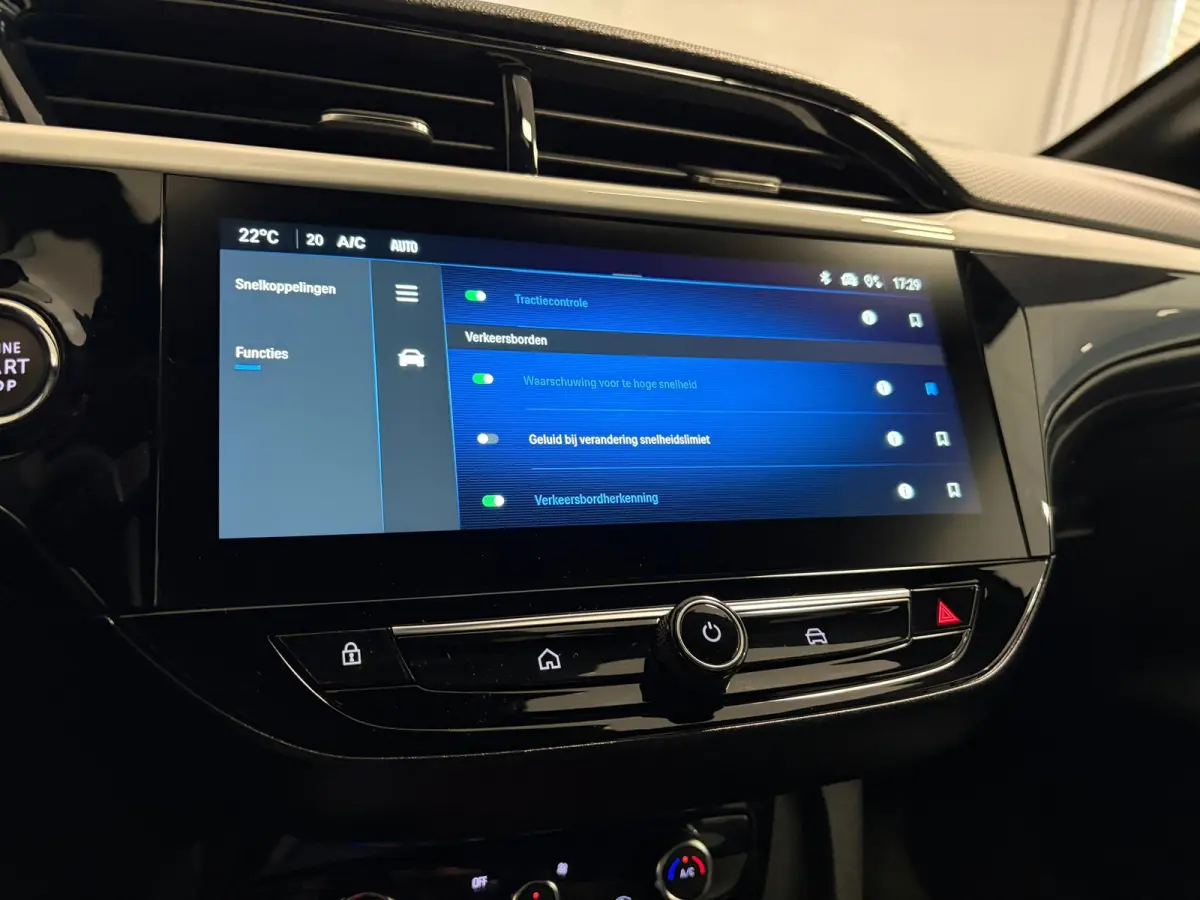 GS 1.2 Turbo Hybrid 145pk Automaat | Camera | Climate control | Dodehoeksensoren |