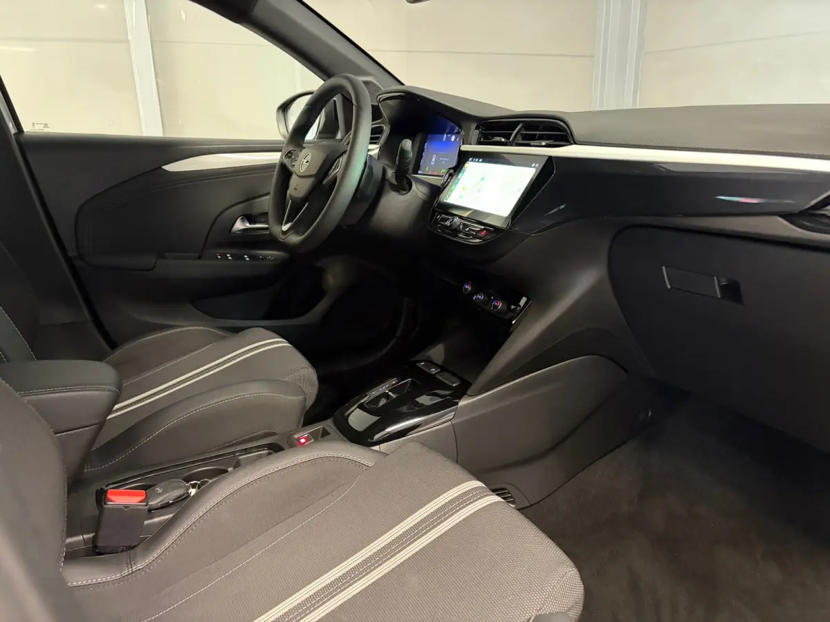 GS 1.2 Turbo Hybrid 145pk Automaat | Camera | Climate control | Dodehoeksensoren |