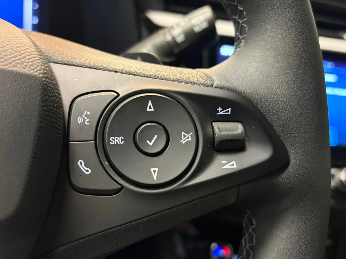 GS 1.2 Turbo Hybrid 145pk Automaat | Camera | Climate control | Dodehoeksensoren |