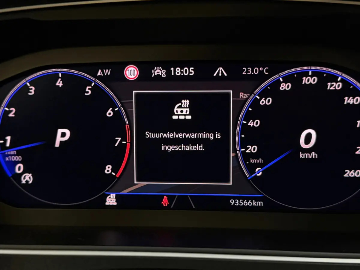 1.5 TSI 3X R-LINE |PANO|HuD|IQ LIGHTS|ACC|LANE ASSIST|CARPLAY|TREKHAAK|SFEERVERLICHTING|20 INCH|2021|BOMVOL!