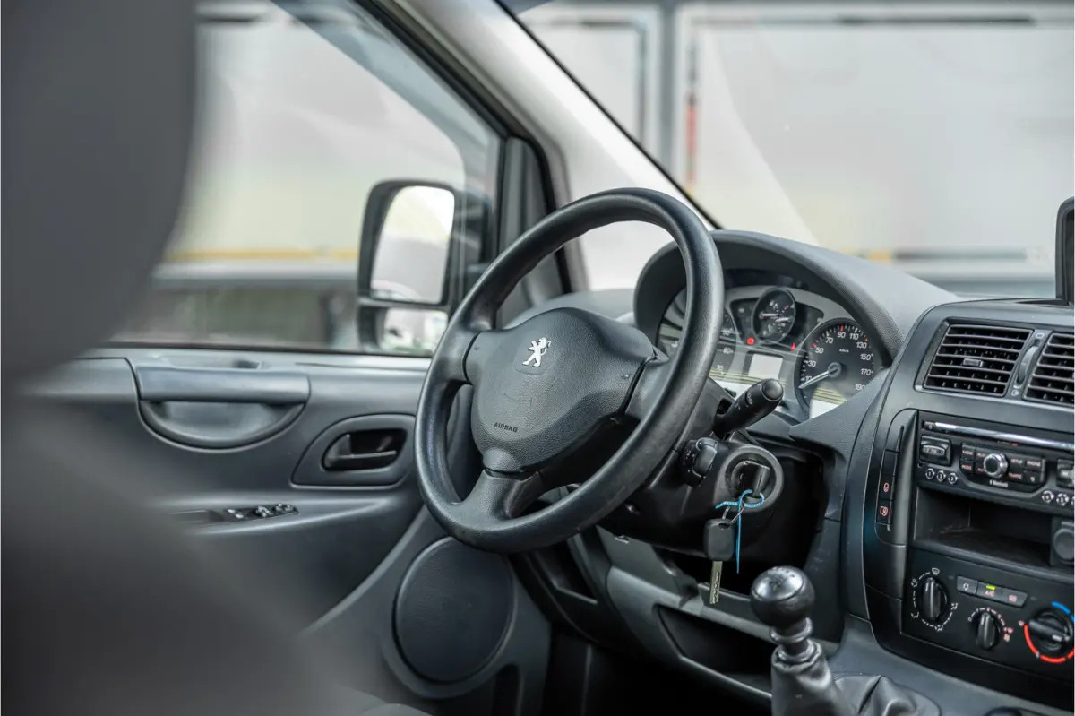 229 2.0 HDI L2H1 DC | Dubbel cabine | Airco | Trekhaak | Bluetooth | PDC | 5-Zitter | Orig. NL auto | Nieuwe APK