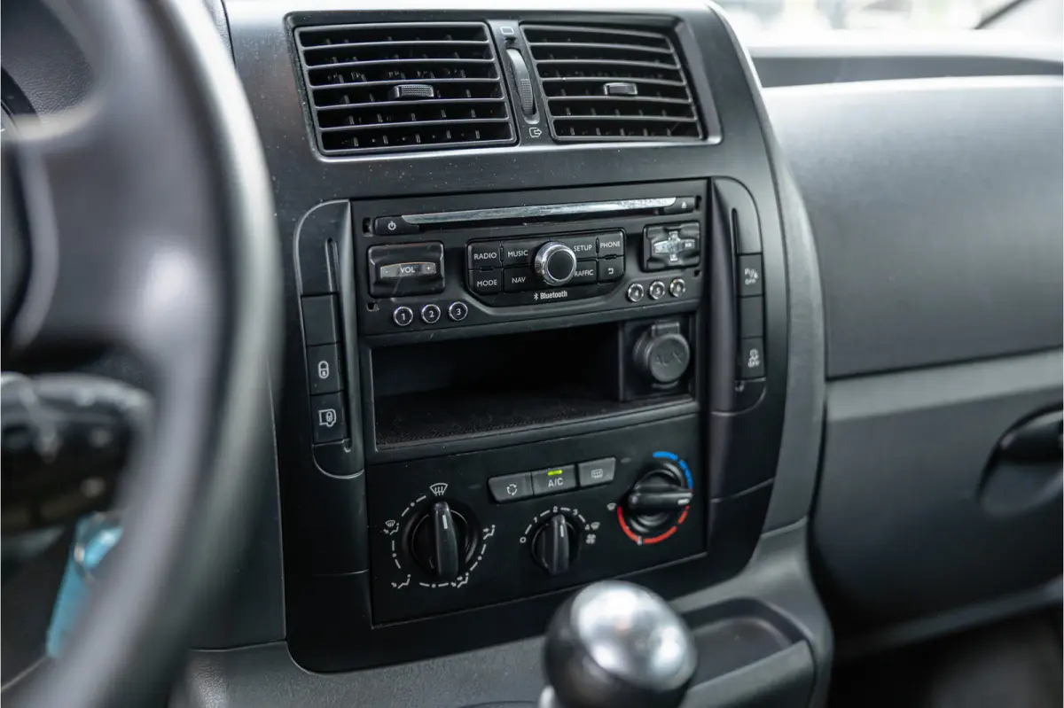 229 2.0 HDI L2H1 DC | Dubbel cabine | Airco | Trekhaak | Bluetooth | PDC | 5-Zitter | Orig. NL auto | Nieuwe APK