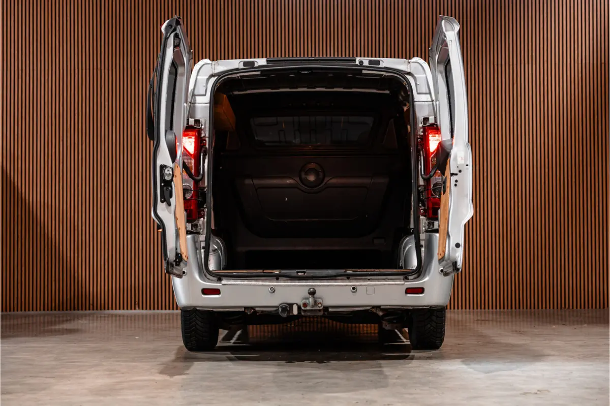229 2.0 HDI L2H1 DC | Dubbel cabine | Airco | Trekhaak | Bluetooth | PDC | 5-Zitter | Orig. NL auto | Nieuwe APK