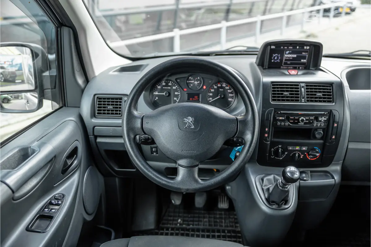 229 2.0 HDI L2H1 DC | Dubbel cabine | Airco | Trekhaak | Bluetooth | PDC | 5-Zitter | Orig. NL auto | Nieuwe APK