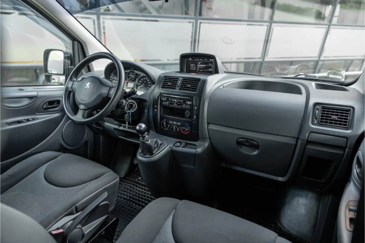 229 2.0 HDI L2H1 DC | Dubbel cabine | Airco | Trekhaak | Bluetooth | PDC | 5-Zitter | Orig. NL auto | Nieuwe APK