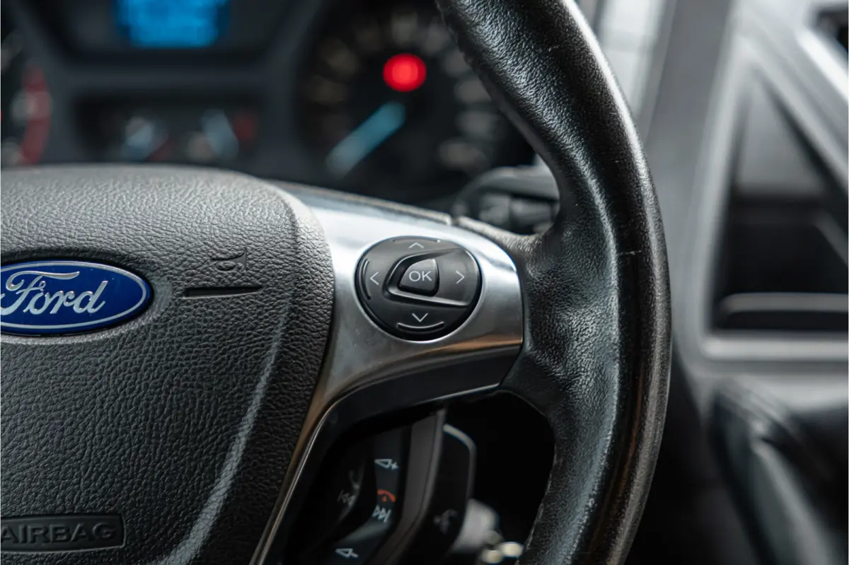 270 2.2 TDCI | Cruise control | PDC | Airco | 3-Zitter | Trekhaak | Bluetooth | Orig. NL auto | Nieuwe APK