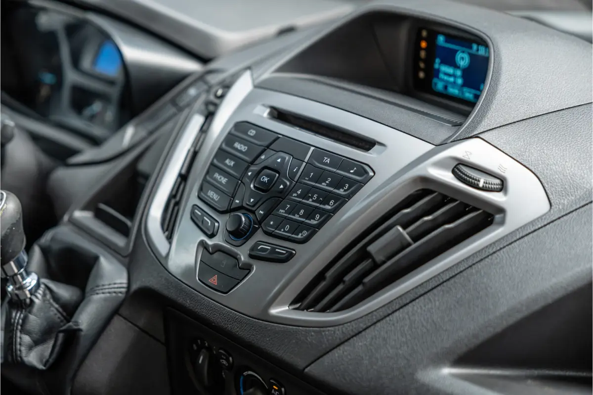 270 2.2 TDCI | Cruise control | PDC | Airco | 3-Zitter | Trekhaak | Bluetooth | Orig. NL auto | Nieuwe APK